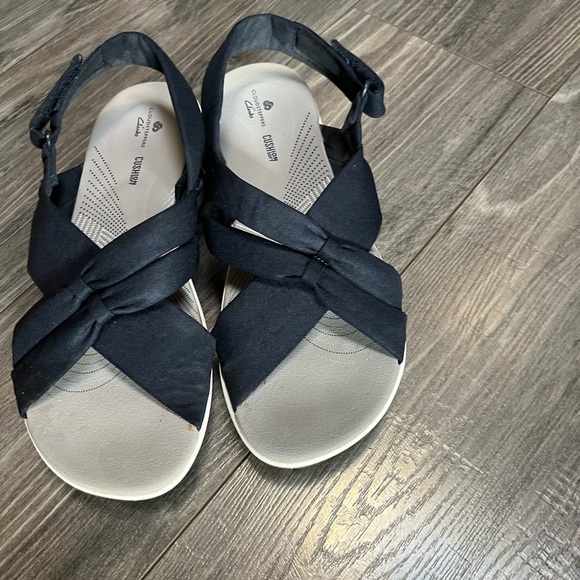 CLOUDSTEPPERS by Clarks Jersey Sport comfort strappy Sandals Navy 6.5 - Picture 1 of 6